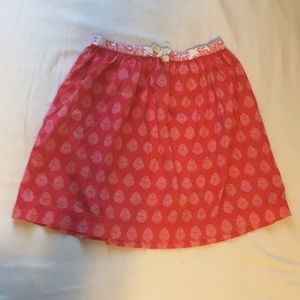 Red skirt
